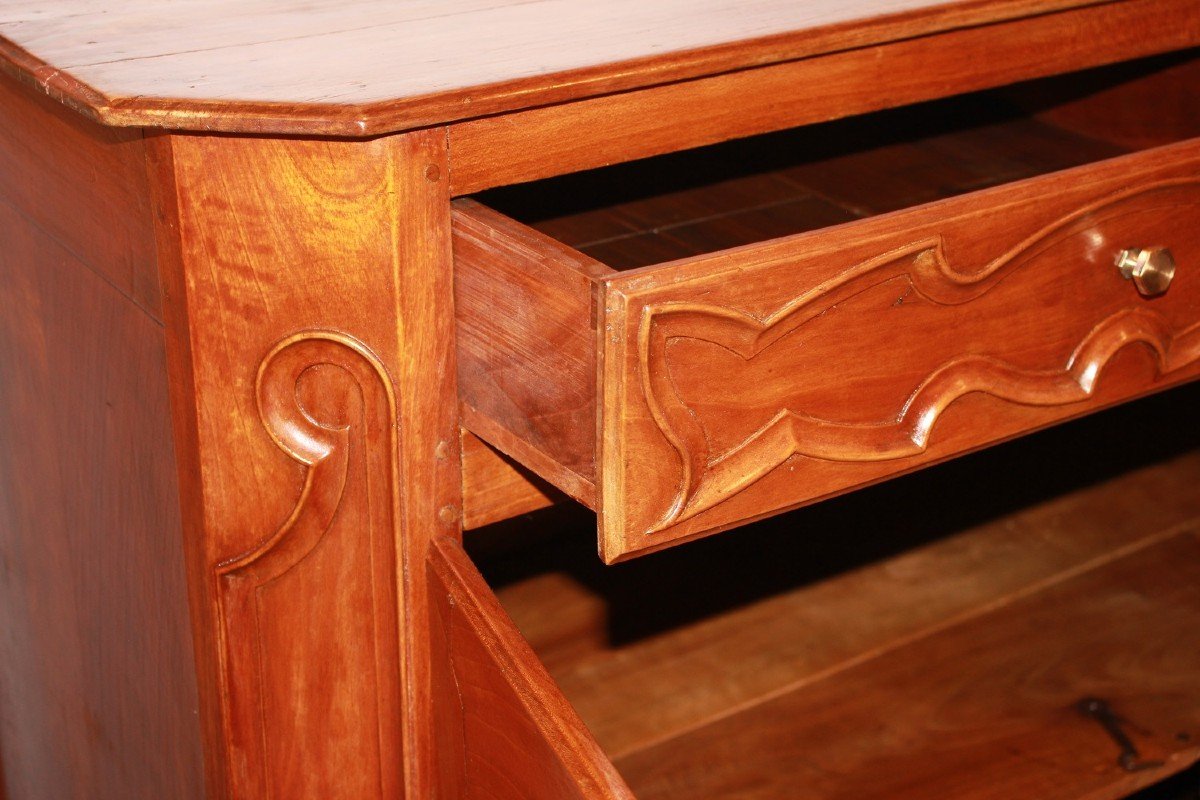 French Provencal 2-door Walnut Sideboard With Drawers From The 1800s-photo-3