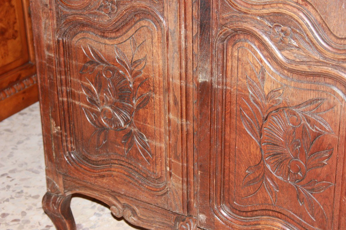 Small French Oak Wardrobe From The 19th Century In Provencal Style-photo-1