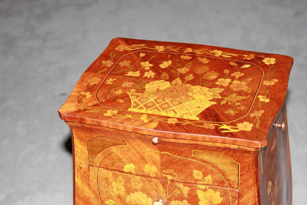 Table De Chevet Française Du XIXe Siècle, Richement Incrustée En Bois De Rose, Style Louis XV-photo-2