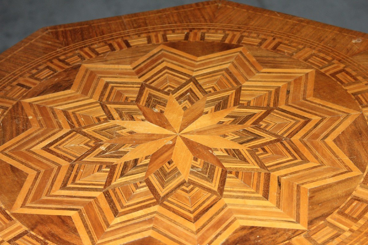 19th Century Italian Sorrento Table With Inlaid Octagonal Top-photo-2