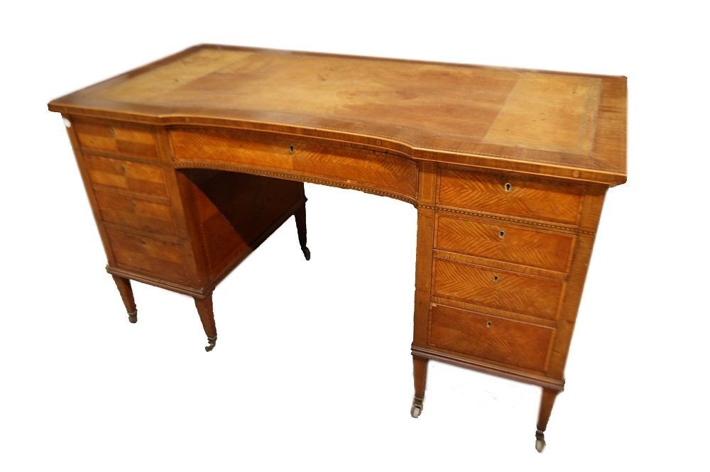 Mid-1800s English Desk In Victorian Style In Citron Wood-photo-2