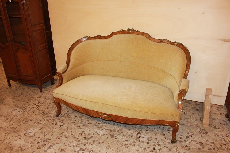 Salon Louis XV Avec Des Ornements En Bronze En Bois De Rose. Canapé, 2 Fauteuils 2 Chaises-photo-2