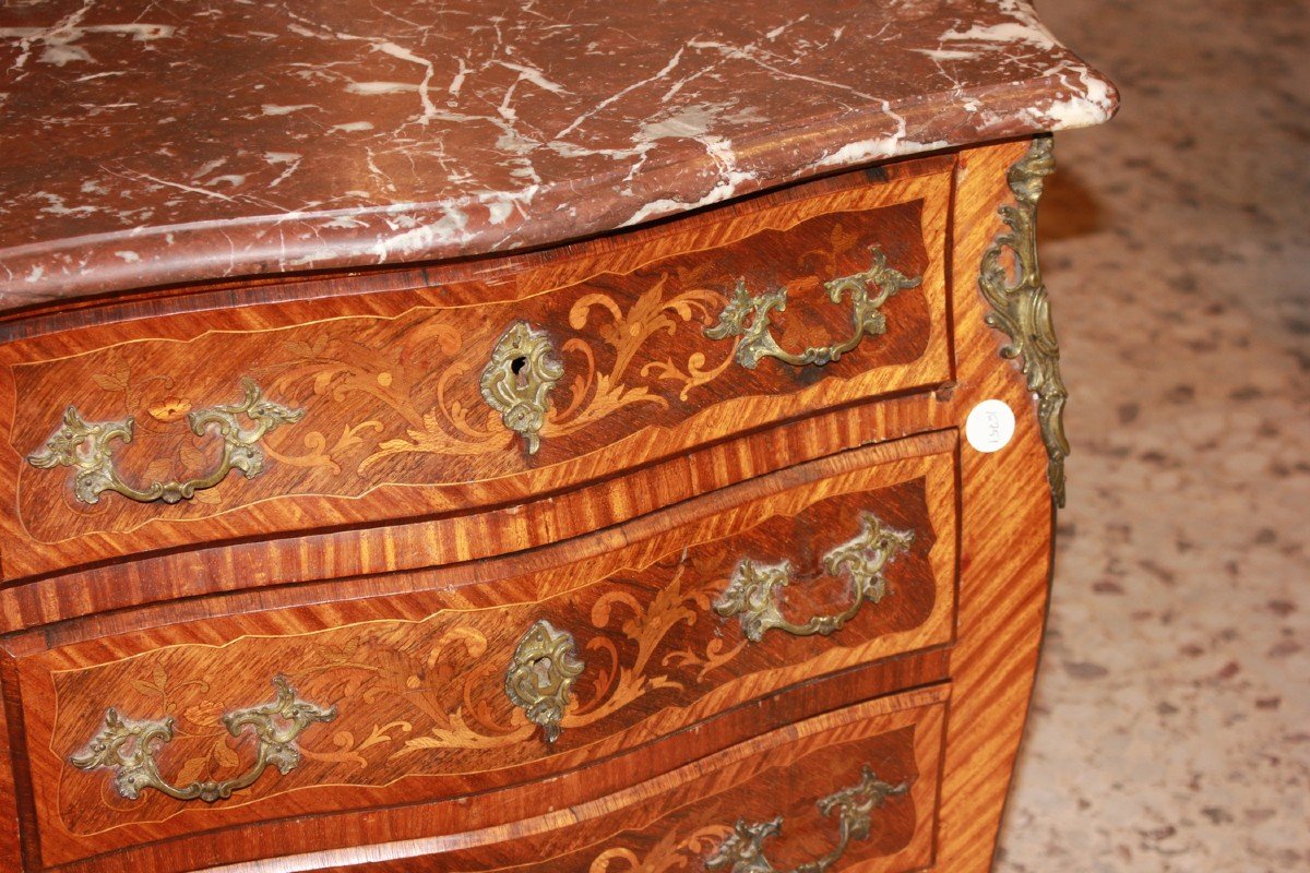 Small French Louis XV Style Floral Inlaid Chest Of Drawers-photo-2