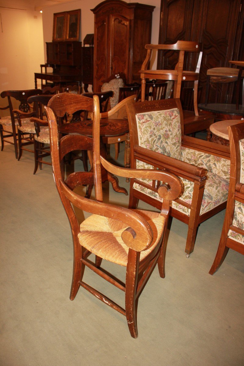 Tall Provençal Armchair From Late 19th Century In Walnut-photo-2