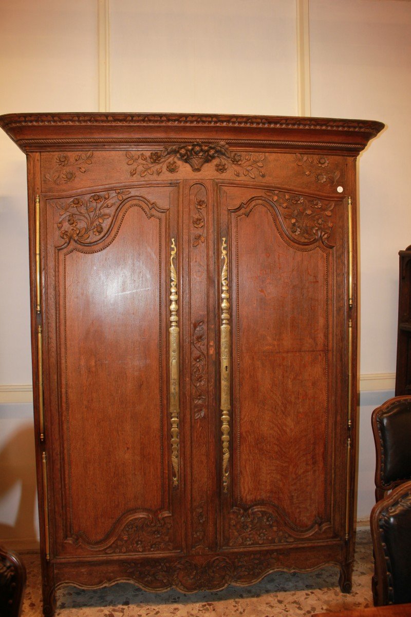 Armoire Provençale En Chêne, France XVIIIe Siècle