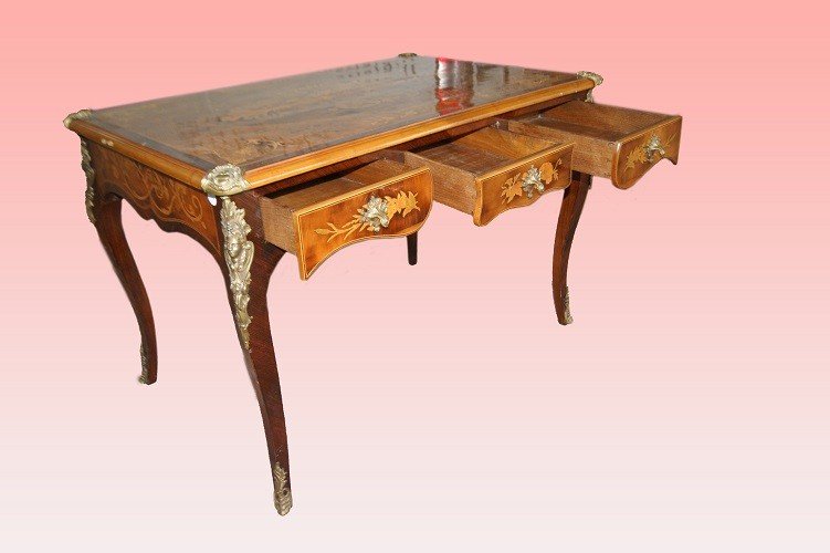 Superb French Writing Table From The First Half Of The 1800s, Louis XV Style, In Walnut -photo-1