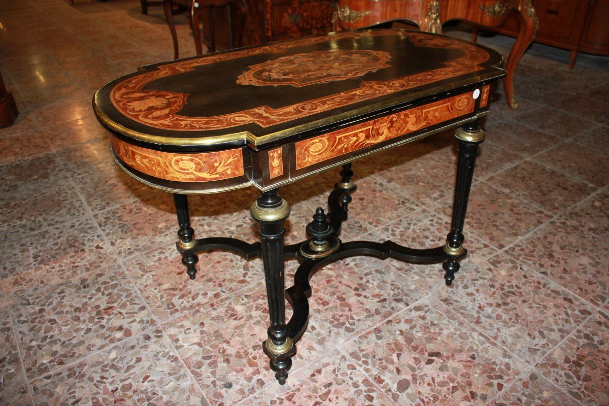 Table De Centre Française De Style Louis XVI En ébène-photo-1