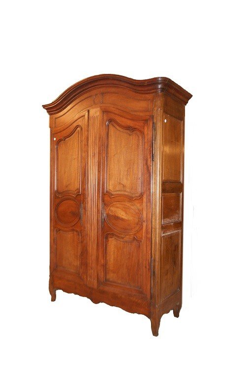 Large French Armoire From The Late 1700s, Provençal Style, In Walnut-photo-2