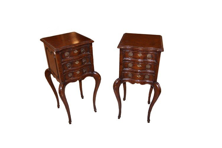 Pair Of Beautiful French Bedside Tables From The Mid 1800s, In The Provençal Style, In Walnut 