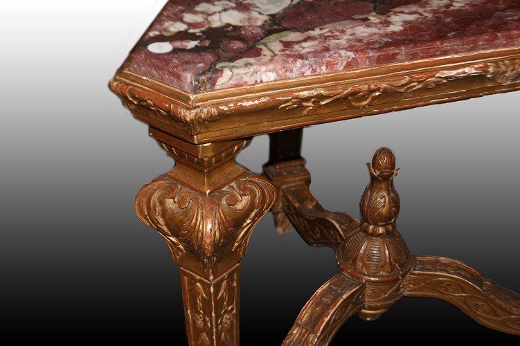 French Triangular Coffee Table From The Mid-1800s Louis XIV Style In Wood Gilded With Gold Leaf-photo-3