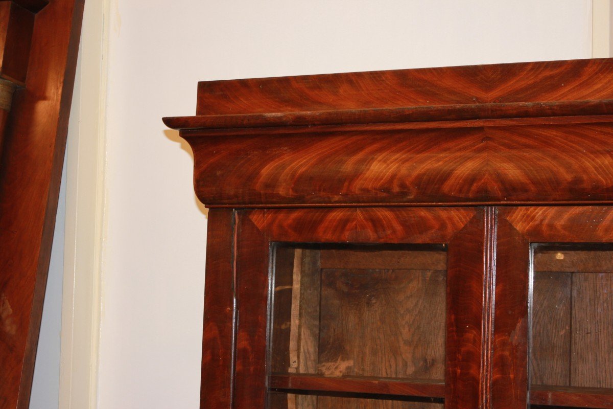 French Two-door Bookcase Cabinet In Mahogany And Mahogany Feather Veneer, Directoire Style-photo-2