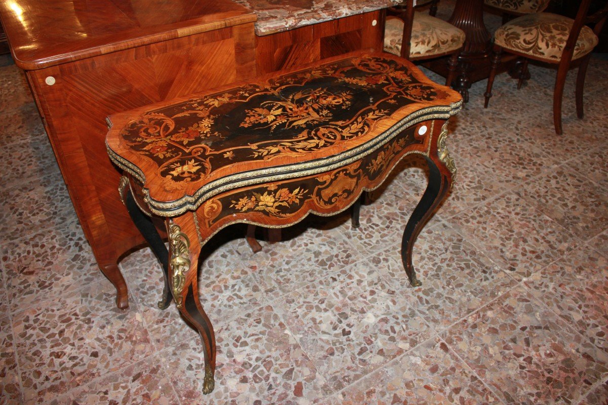 Table De Jeu Française Style Louis XV Du Milieu Du XIXe Siècle | Richement Marquetée Avec Motif