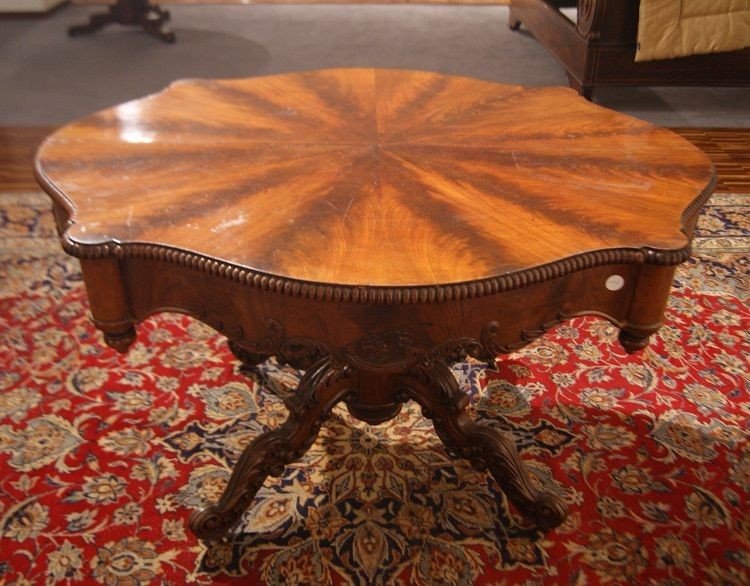 Centre De Table, Autrichien, De Style Louis Philippe Du Milieu Des Années 1800 En Bois d'Acajou