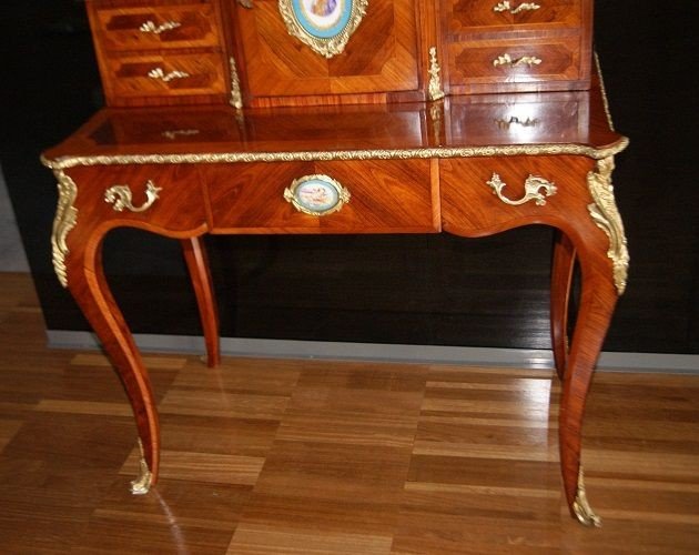 French Mid-1800s Bonheur Du Jour Writing Desk, Louis XV Style, Made Of Rosewood. It Features Ri-photo-4