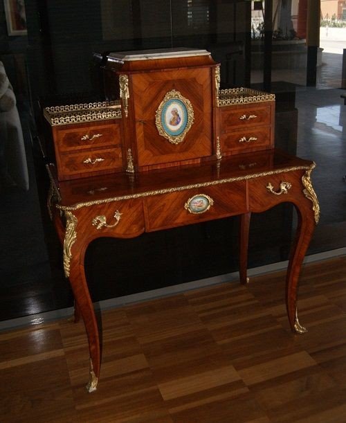 French Mid-1800s Bonheur Du Jour Writing Desk, Louis XV Style, Made Of Rosewood. It Features Ri