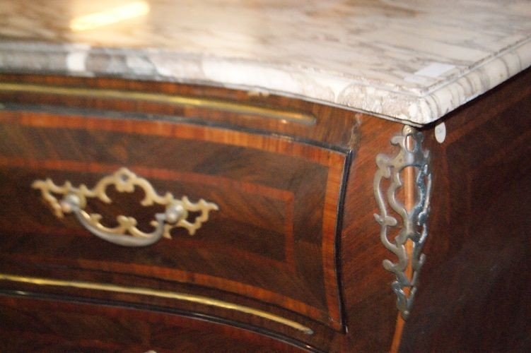 Superb Italian - Sicilian - Dresser From The 1700s, Louis XV Style, In Veneered Rosewood. It Ha-photo-3