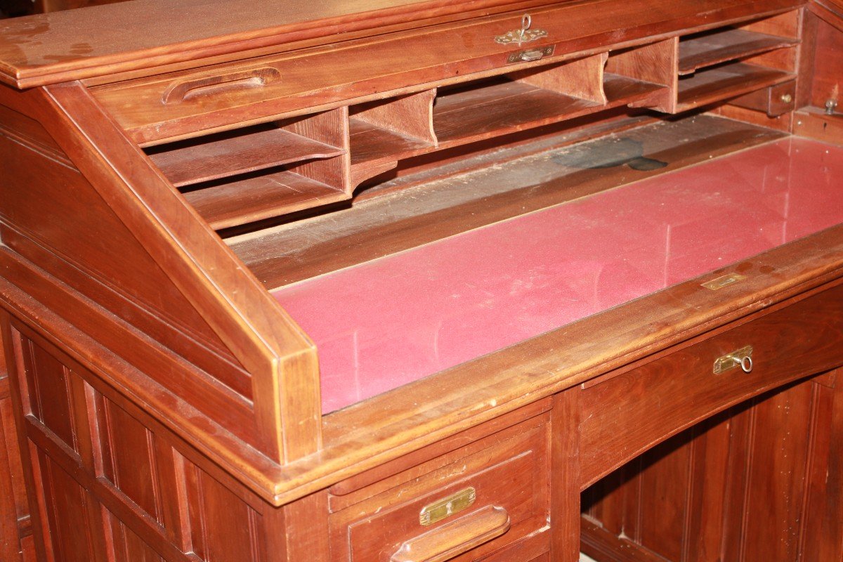 American Roll-top Desk From The Early 1900s In Walnut Wood-photo-2