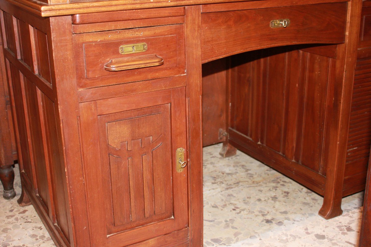 American Roll-top Desk From The Early 1900s In Walnut Wood-photo-3