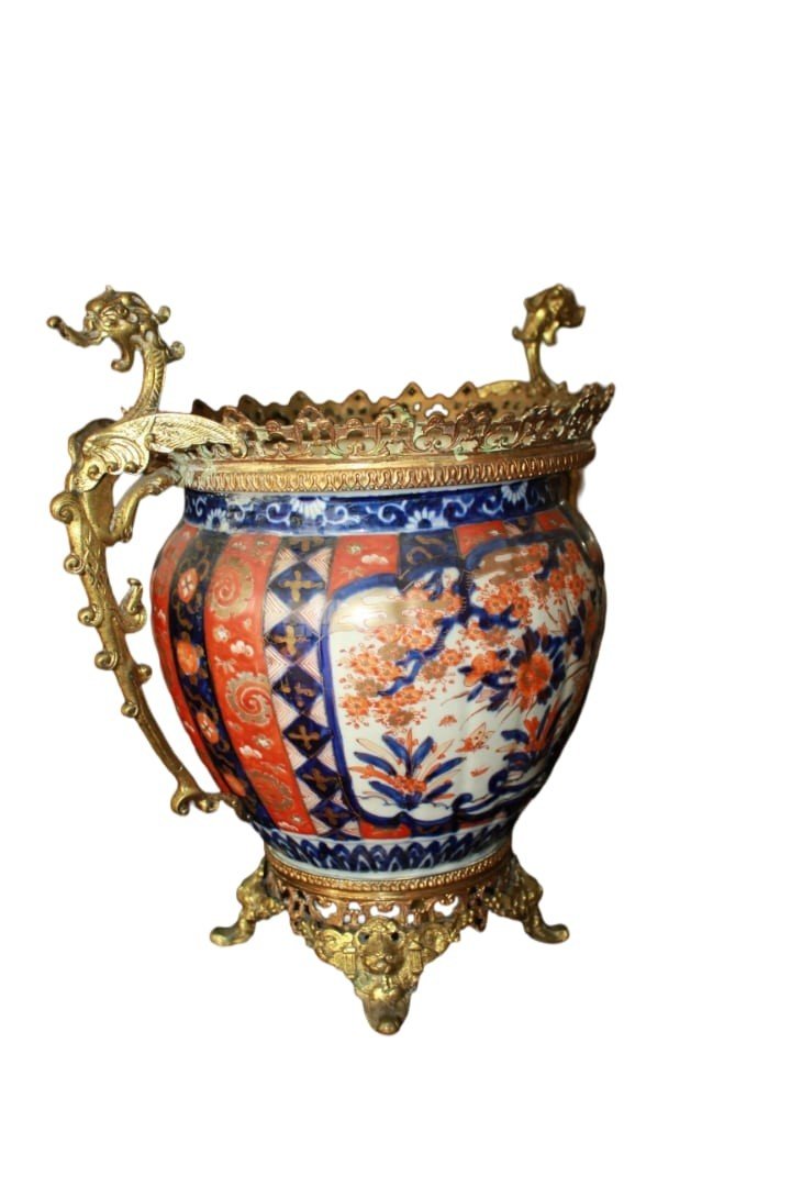 Vase Cachepot Japonais Imari Du XIXe Siècle Avec Décorations En Bronze-photo-4