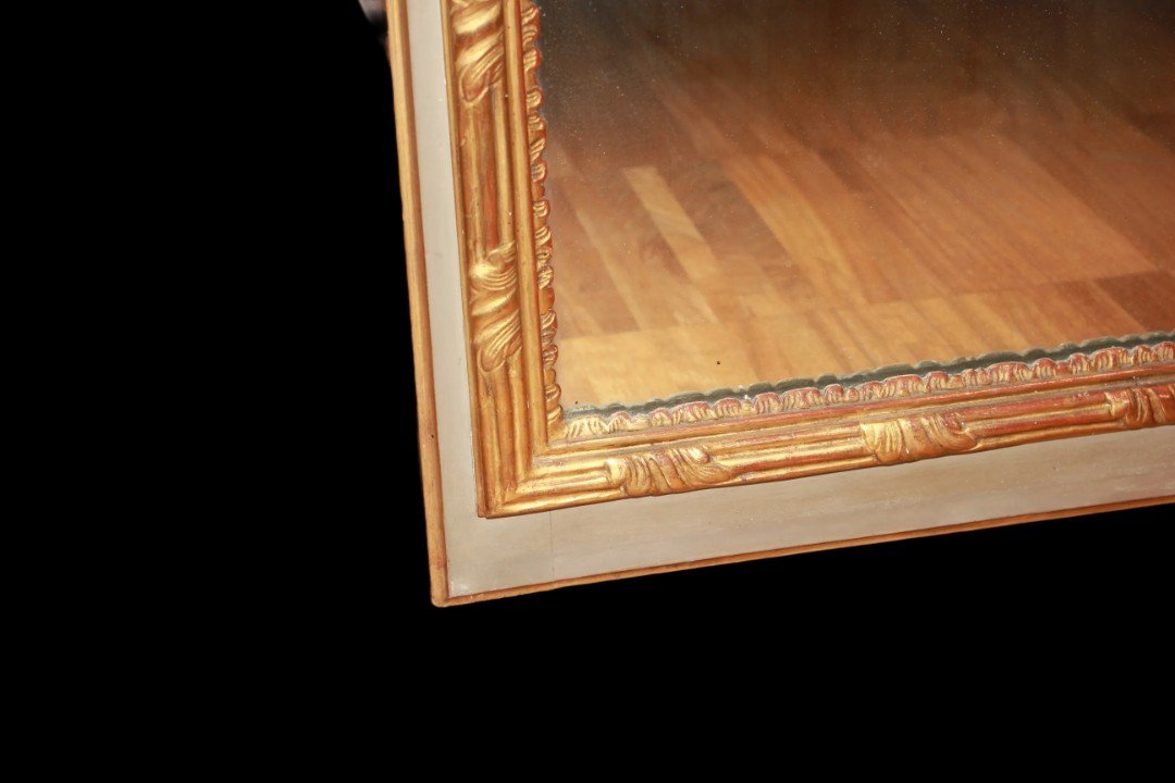 French Overmantel Mirror From The 1800s With Painting Of A Romantic Scene-photo-1