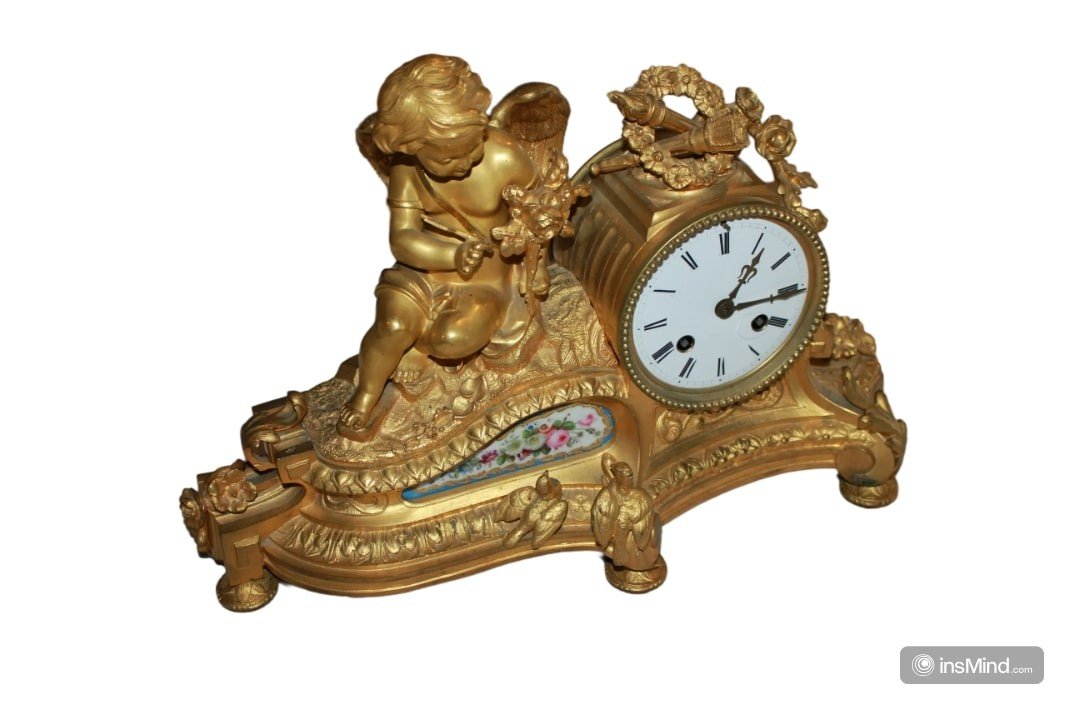 19th Century French Louis XV Gilt Bronze Mantel Clock With Sèvres Porcelain-photo-2