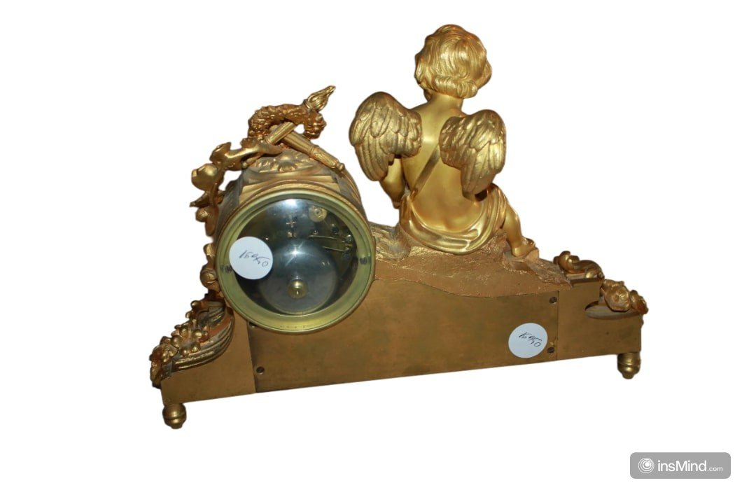 19th Century French Louis XV Gilt Bronze Mantel Clock With Sèvres Porcelain-photo-2