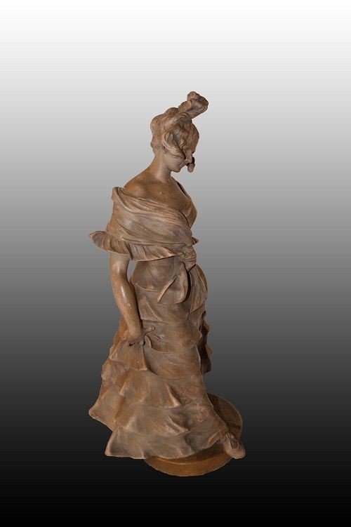 French Sculpture From The End Of The 1800s In Terracotta Representing A Splendid Lady-photo-4