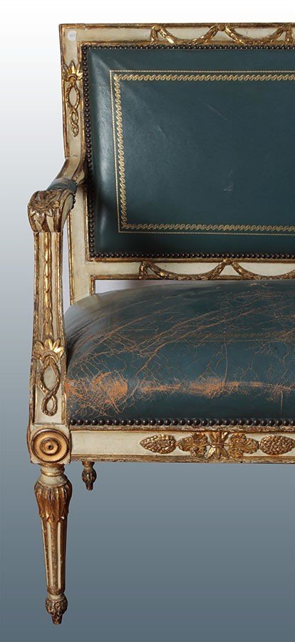 Antique Italian Sofa From The 1700s, Pickled Lacquered In Louis XVI Style-photo-2