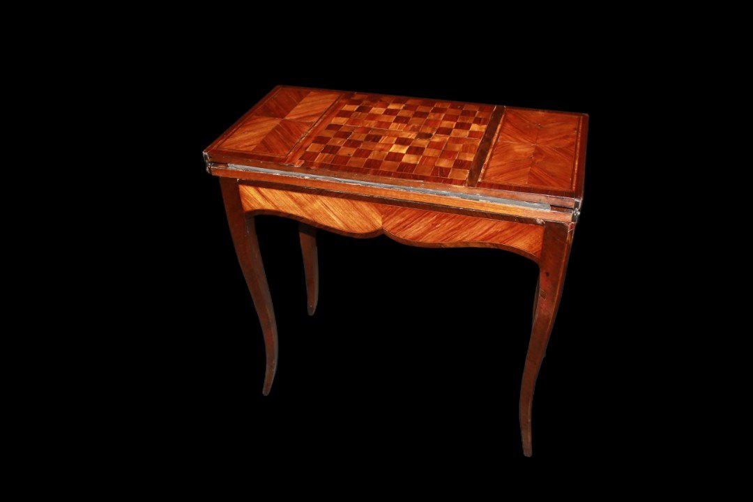 Table De Jeu Française Du Début Du XIXe Siècle De Style Louis XV Avec Damier Incrusté