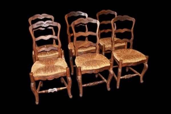 Group Of 10 French Chairs From The Late 1800s, Provençal Style, Made Of Walnut Wood