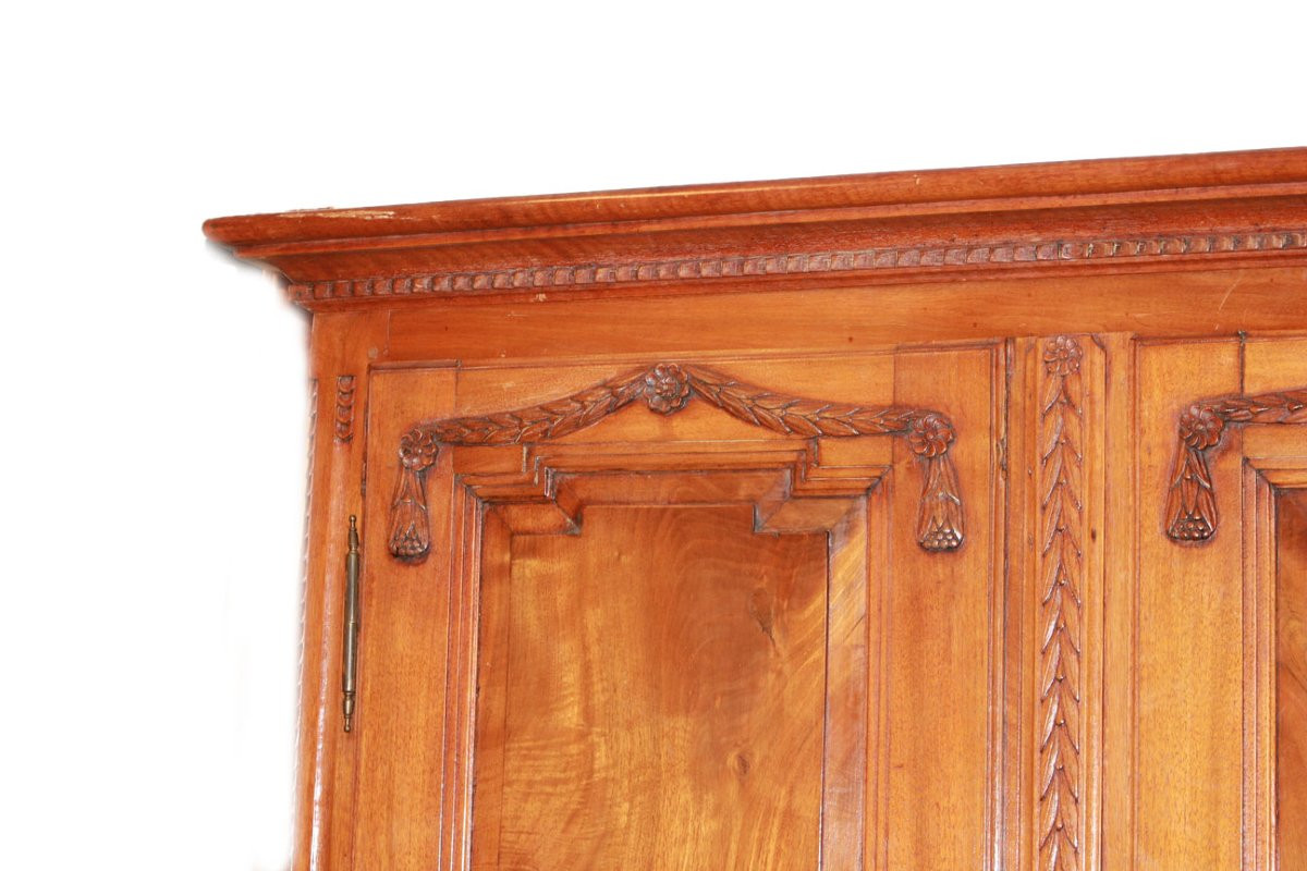 French Two-section Cherry Wood Sideboard – Early 19th Century, Paneled Doors & Carvings-photo-2