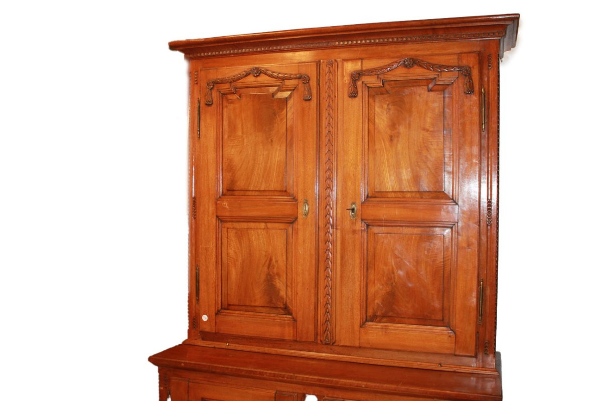 French Two-section Cherry Wood Sideboard – Early 19th Century, Paneled Doors & Carvings-photo-3