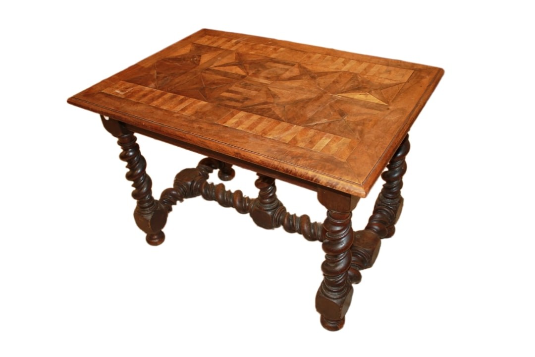 Table Rustique Italienne De Taille Moyenne Avec Pieds Torchon – Milieu Du XIXe Siècle