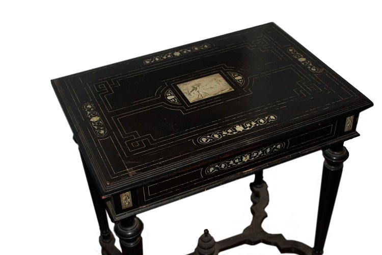 A Beautiful Italian Lombard Coffee Table From The Late 1700s To Early 1800s, Made Of Ebony Wood-photo-2