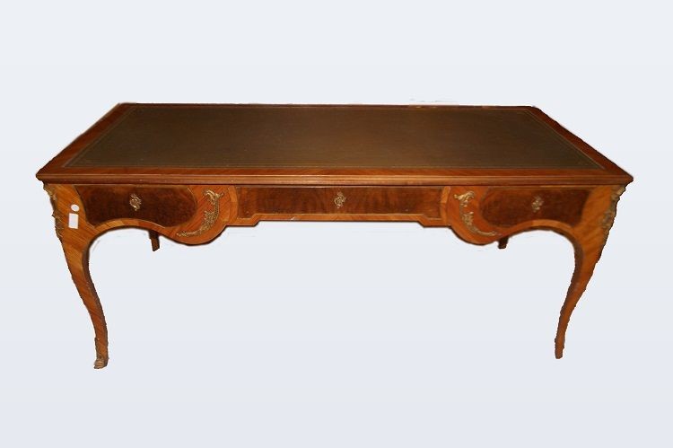 French Diplomatic Desk From The Late 1800s, Louis XV Style, In Bois De Rose Wood And Elm Briar.