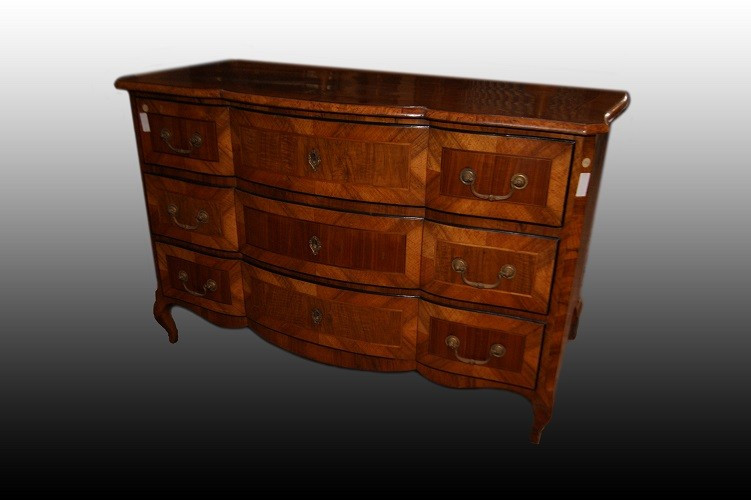 Very Elegant Austrian Chest Of Drawers From The Second Half Of The 1700s, Marie Antoinette Styl