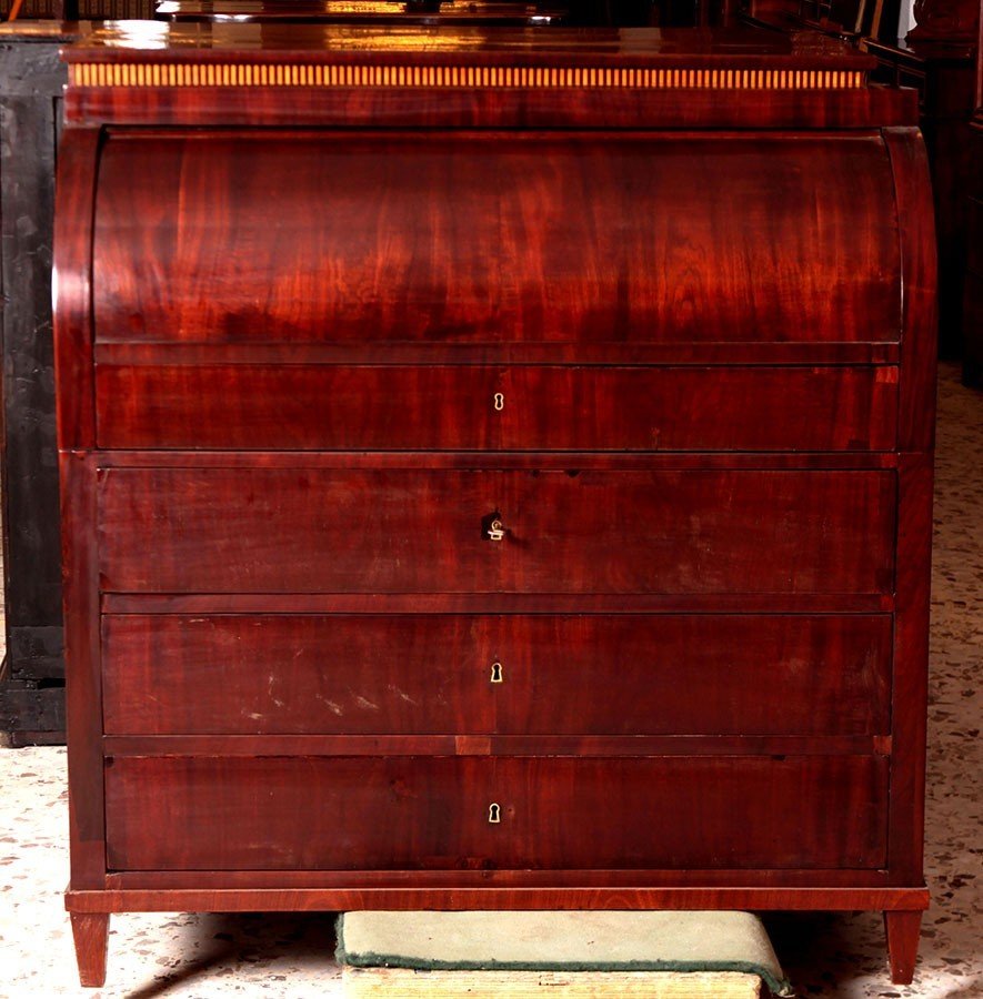 Commode à Rouleaux De Style Biedermeier d'Europe Du Nord En Acajou Des Années 1800