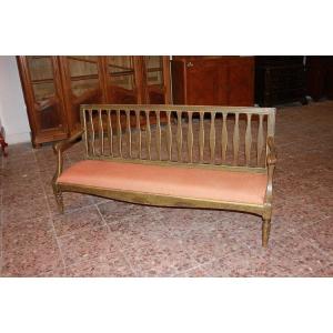 Italian Sofa From The Late 1700s, Louis XVI Style, In Gilded Wood