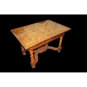 Rectangular Coffee Table, Dutch From The Late 1700s, In Walnut. It Has 1 Drawer Under The Top