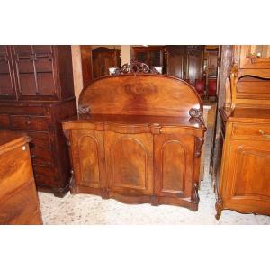 Buffet Anglais Du XIXe Siècle En Bois De Mahogany Avec Surélévation Sculptée