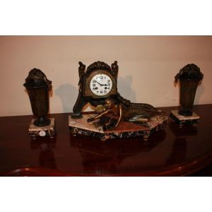 Art Deco Clock And 2 Vases Set In Metal With Lady Sculpture