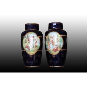 A Pair Of Austrian Vases From The Second Half Of The 19th Century, Made By The Vienna Manufacto