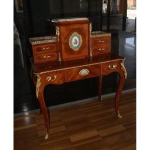 French Mid-1800s Bonheur Du Jour Writing Desk, Louis XV Style, Made Of Rosewood. It Features Ri