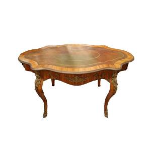 French Desk From The Mid-1800s, Louis XV Style, In Rosewood. It Has A Drawer Under The Top And 