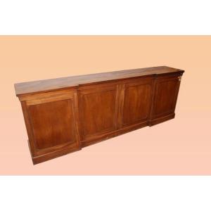 Large Mid-1800s English Sideboard, Victorian Style, In Mahogany Wood