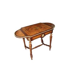 Petite Table De Style Louis XVI Du XIXe Siècle, Avec Des Côtés Repliables Marquetée