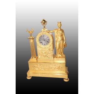 French Table Clock From The First Half Of The 1800s, Empire Style, In Gilded Mercury Bronze