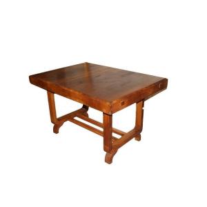 Italian Rectangular Extending Table From The Early 1900s, Decò Style In Walnut Wood