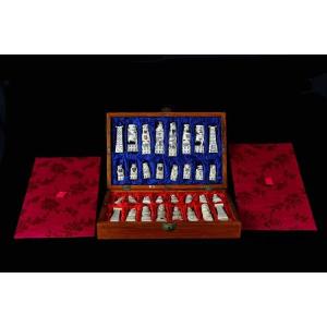 Antique 20th Century Chinese Chess Board With Mammoth Ivory Pieces. Origin: China Period: 20th 