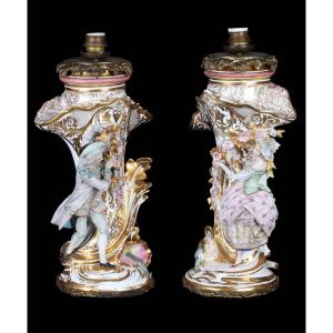 Pair Of Porcelain Lamps From Old Paris From The 1800s With Noble Characters